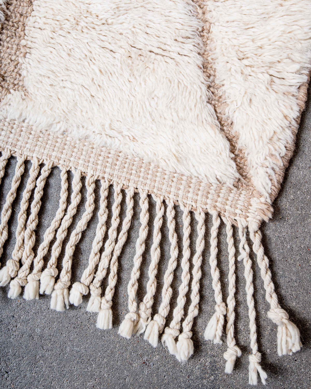 Modern, designer, handcrafted 100% sheep’s wool Berber rug from Morocco. Beni M’rirt carpet with beautiful colours and patterns and fluffy wool texture.